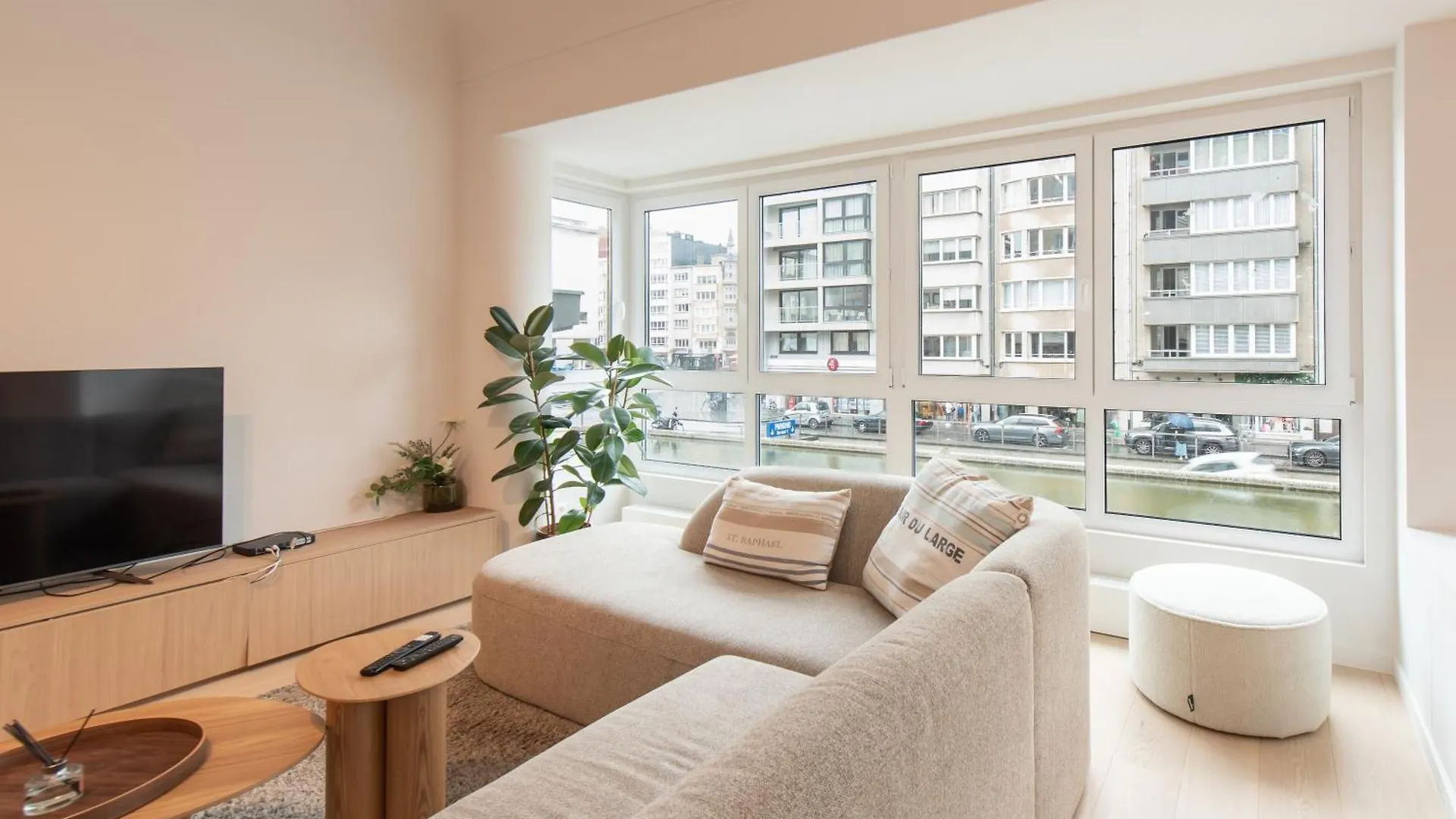 Deluxe 3 Bedrooms Apartment With Casino View At The Beach And Free Parking Ostende Belgium