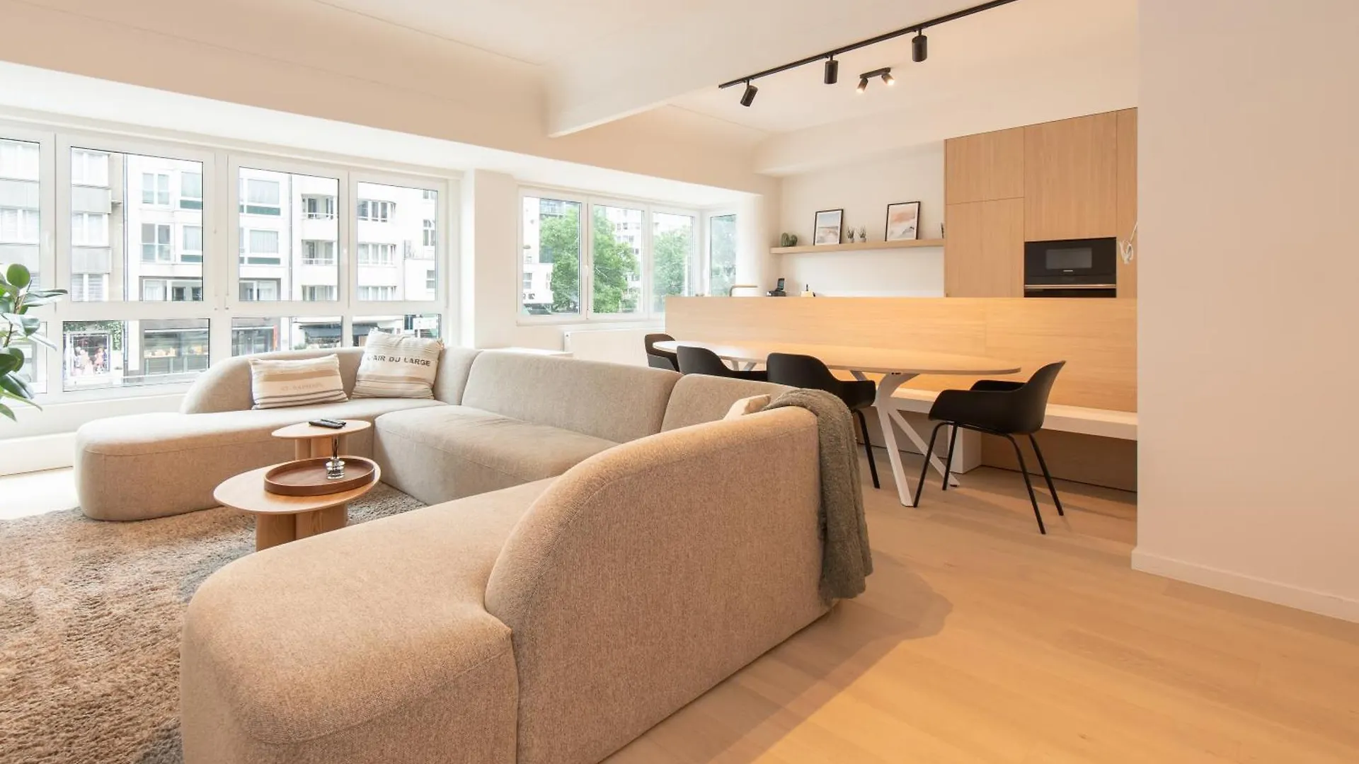 Deluxe 3 Bedrooms Apartment With Casino View At The Beach And Free Parking Ostende